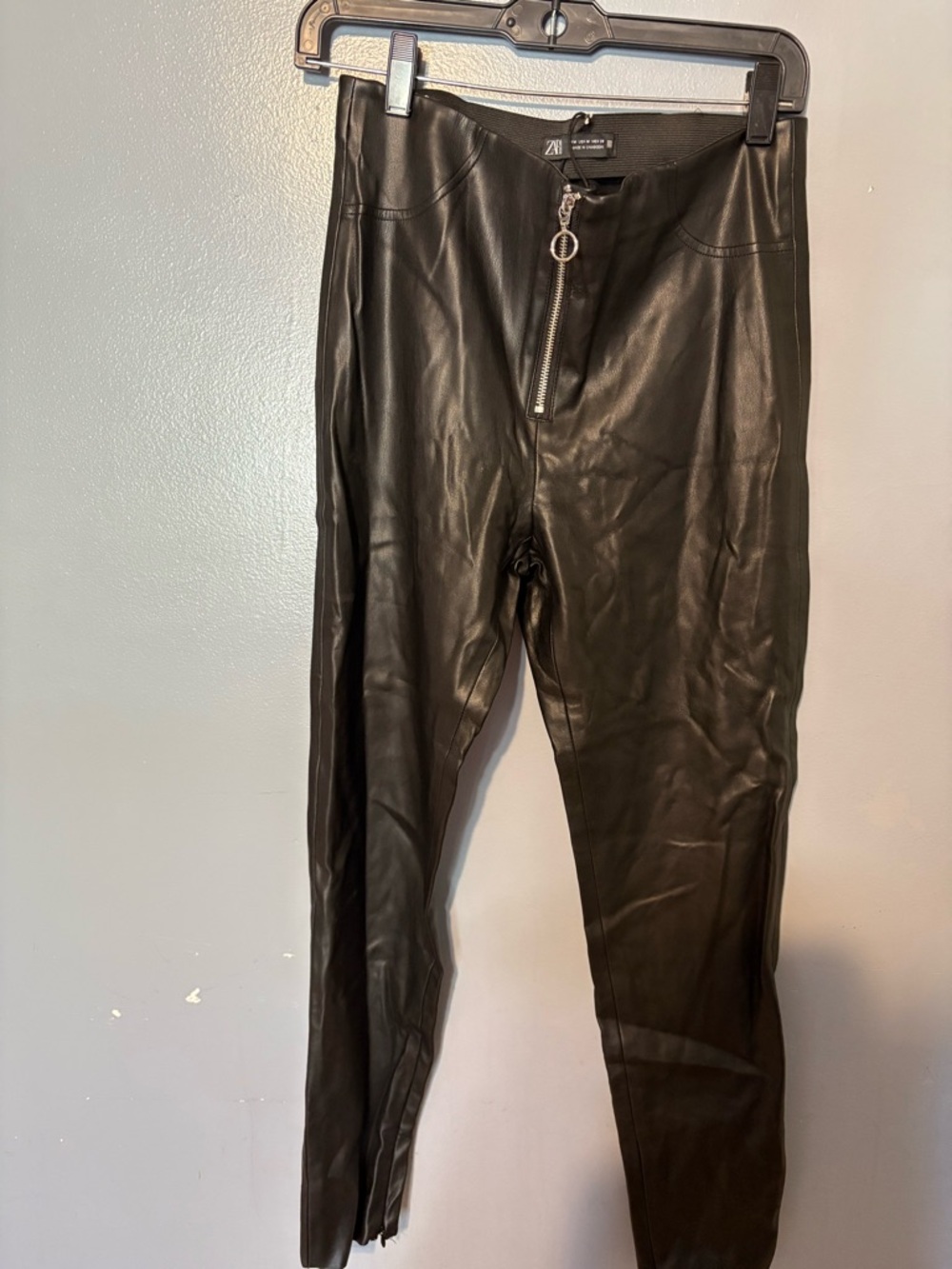 Zara Black Faux Leather Men's Pants with Front Ring Zip